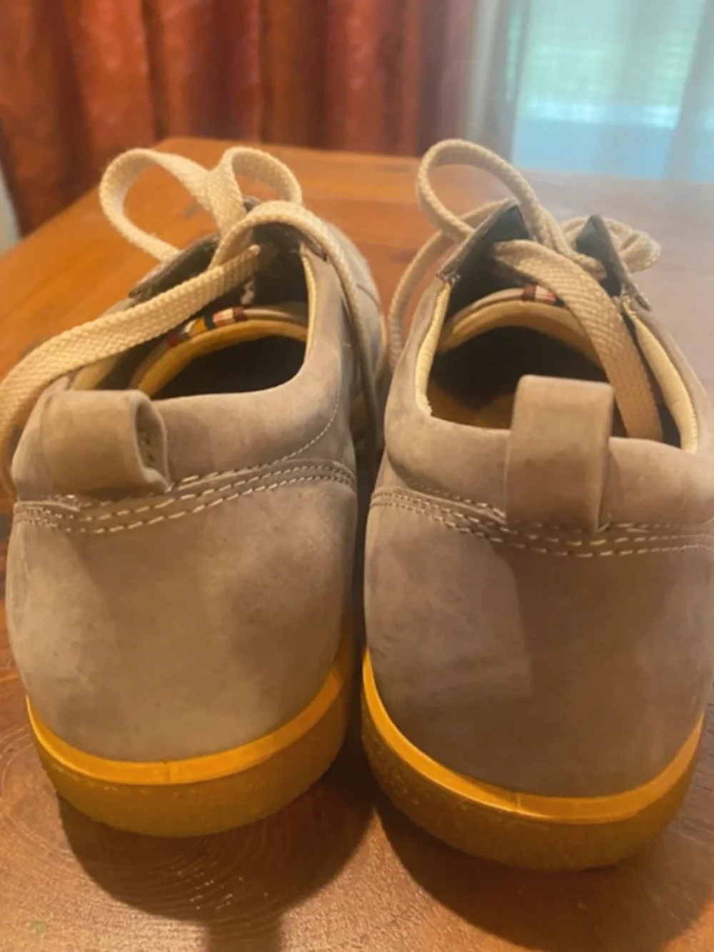 Ecco Gray Suede Casual Lace-Up Flats with Yellow Trim